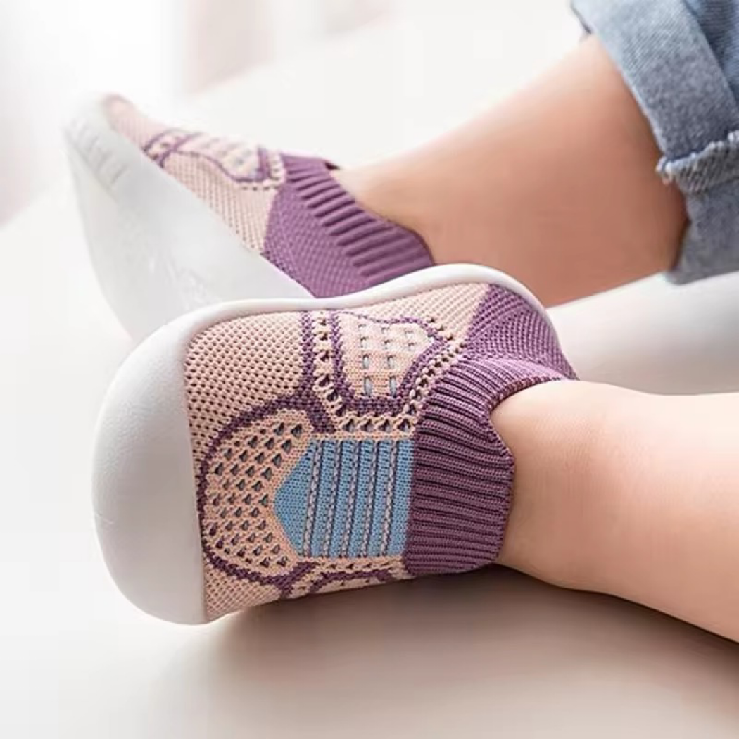 Halkfria Baby shoe-sockor                   – Bekväma och säkra för första stegen