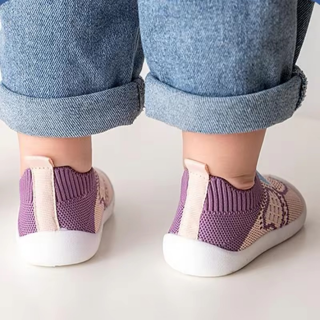 Halkfria Baby shoe-sockor                   – Bekväma och säkra för första stegen